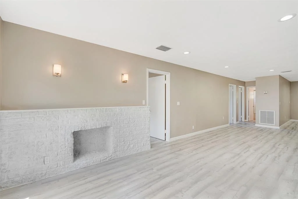 Photo of 4353 Gulfstream Road