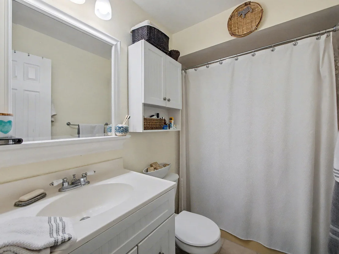 Photo of 394 Evergreen Avenue