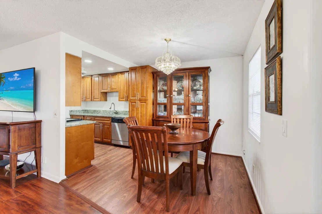 Photo of 2035 Cornwall B