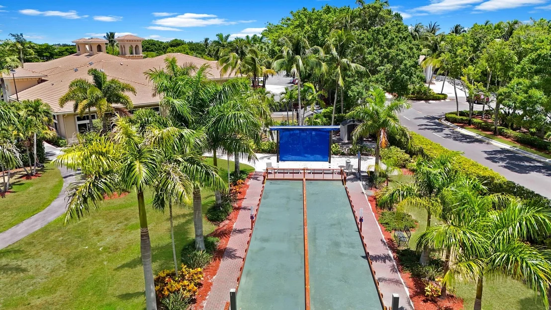 Photo of 7100 Demedici Circle