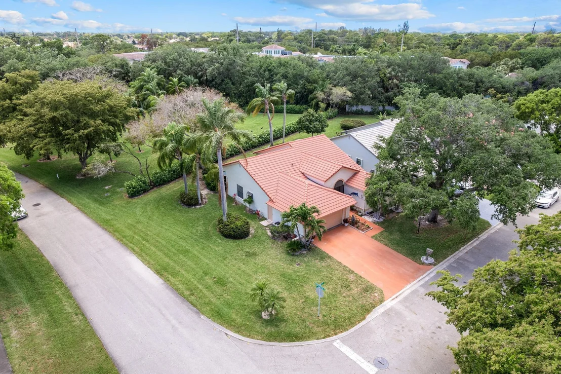 Photo of 8521 Leeway Lane