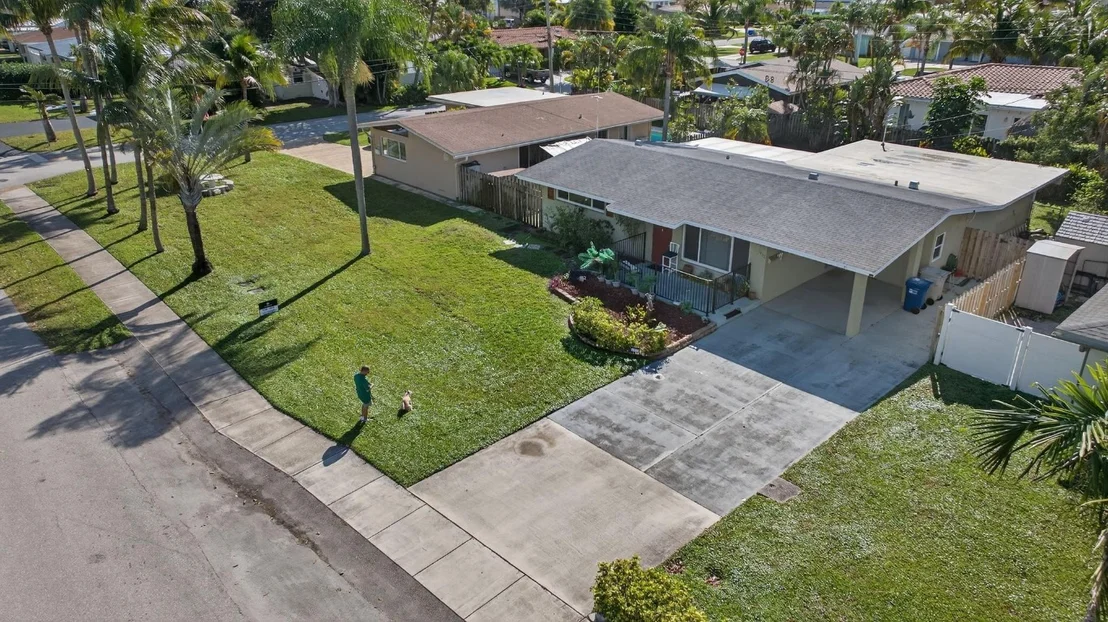 Photo of 1432 SE 2nd Street SE