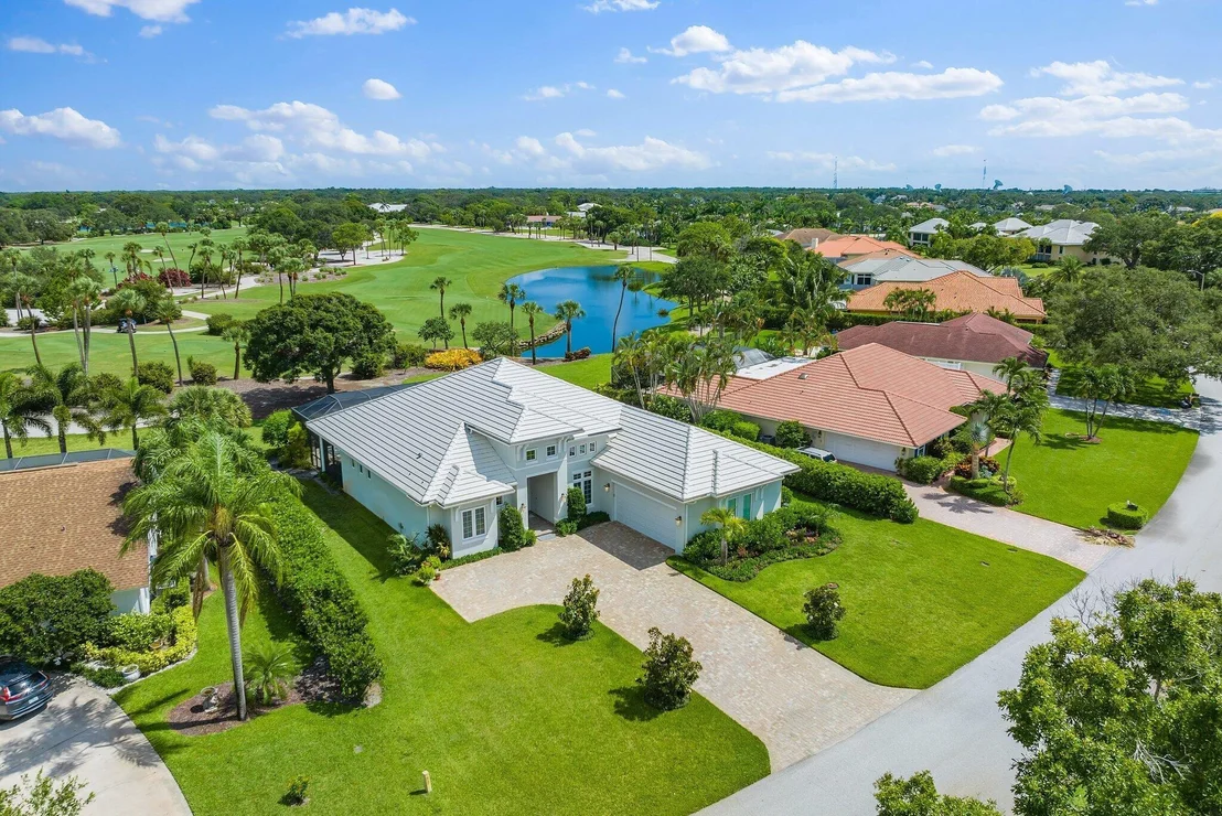 Photo of 200 SE Turtle Creek Drive