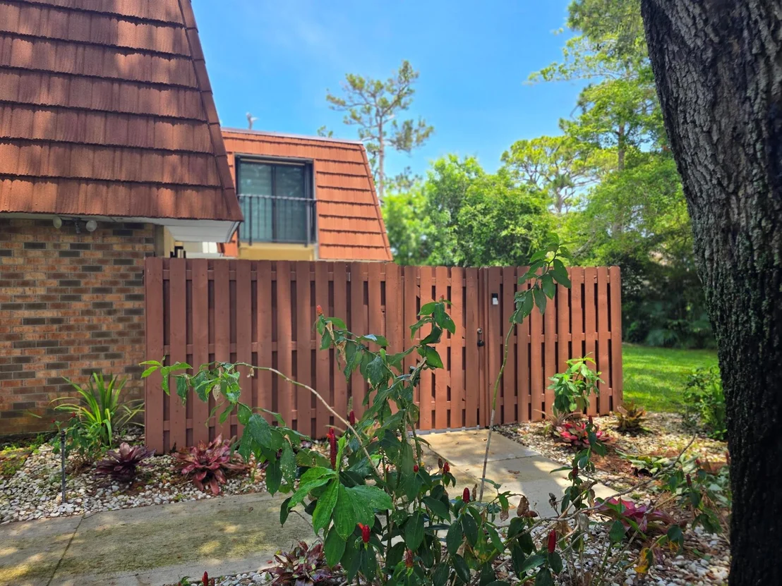 Photo of Unit 116 at 1515 Augusta Circle