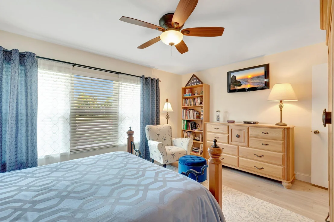 Photo of 11390 Chipmunk Drive