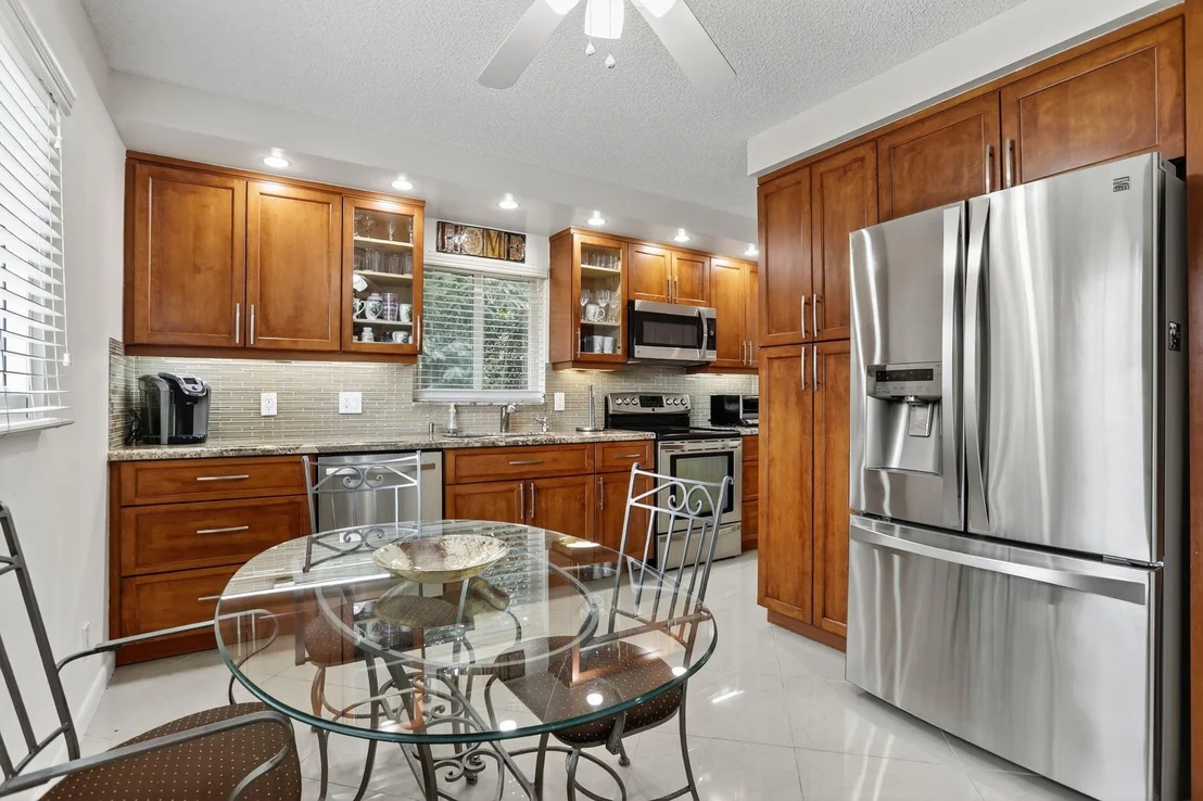 Photo of Unit A4 at 1502 Cayman Way