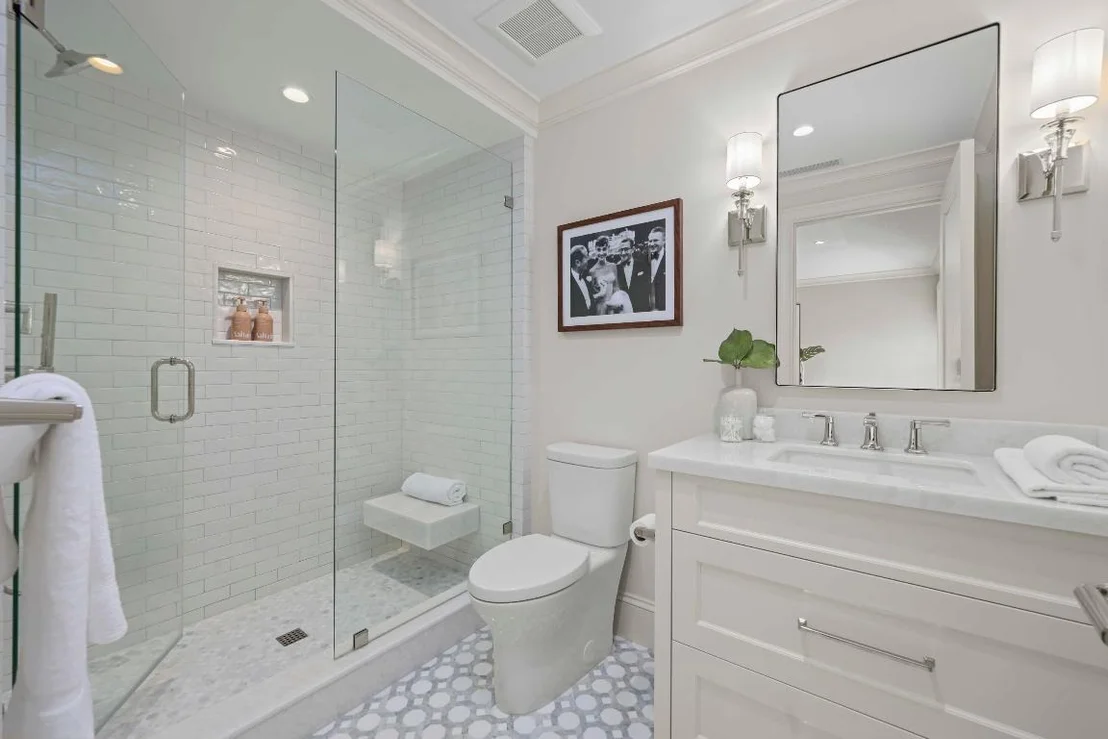 Photo of 433 Antigua Lane