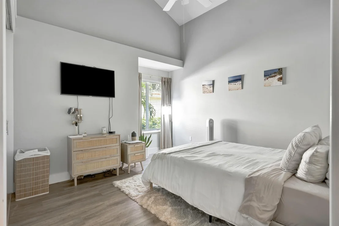 Photo of 310 Leeward Drive