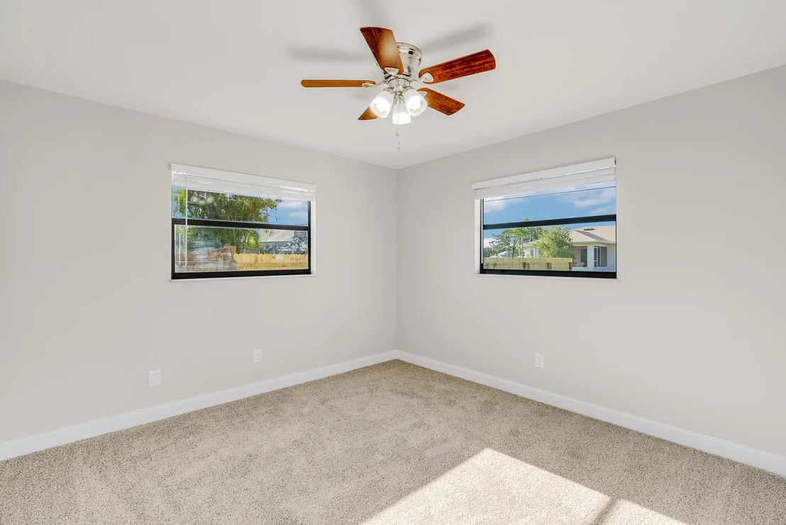 Photo of 262 Dock Avenue