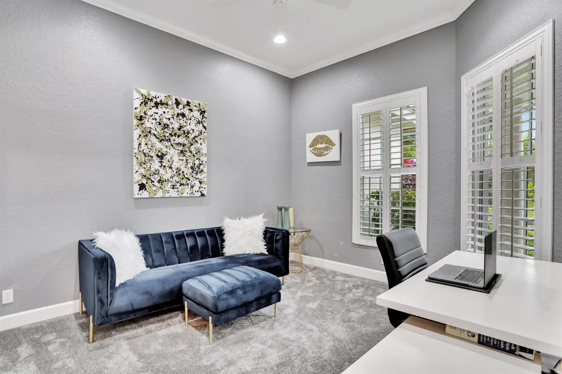 Photo of 21359 Falls Ridge Way