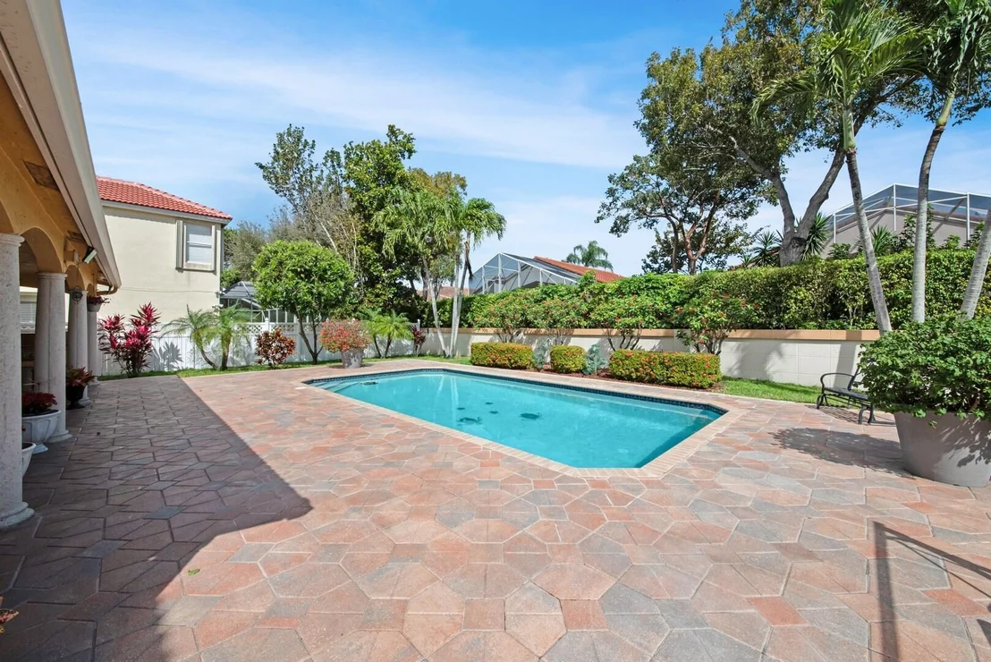 Photo of 7122 Brunswick Circle