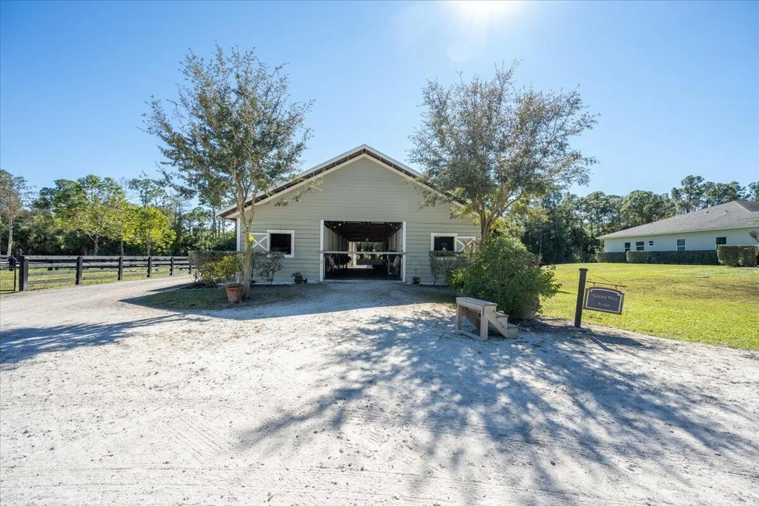 Photo of 2511 Deer Run Boulevard