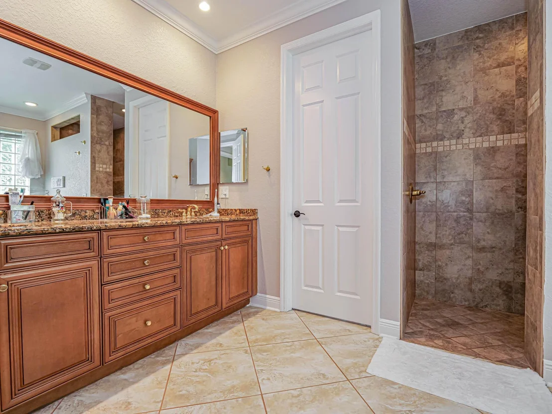 Photo of 5853 Pine Ridge Circle