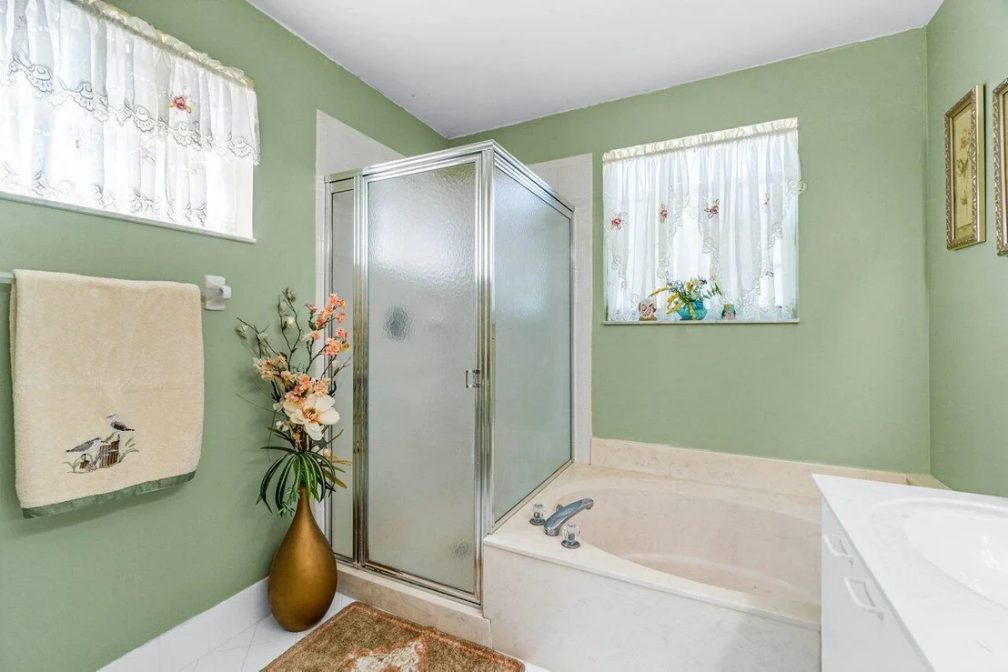 Photo of 7827 Oak Grove Circle