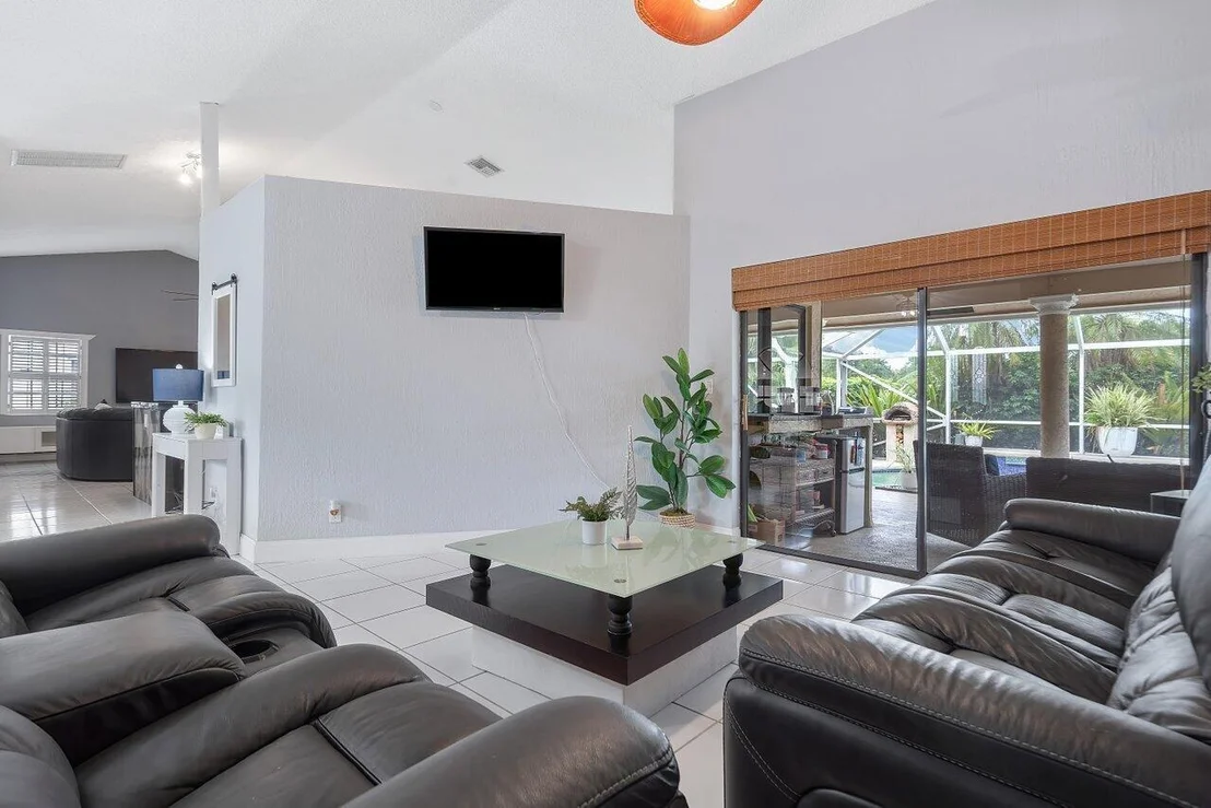 Photo of 10207 Canoe Brook Circle