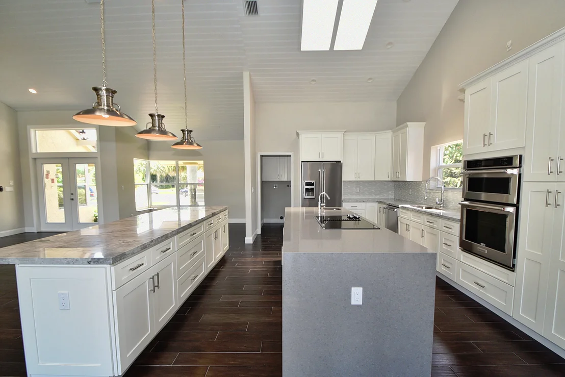 Photo of 3835 Live Oak Boulevard