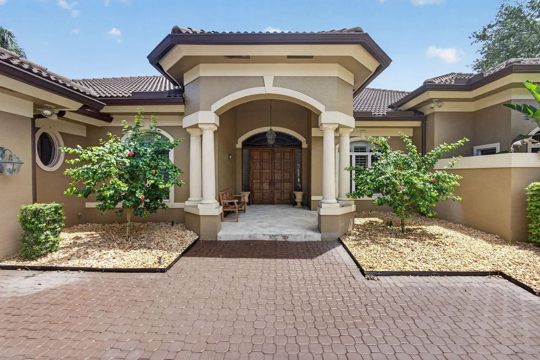 Photo of 2773 Tecumseh Drive