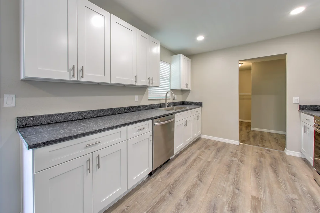 Photo of 5103 Sunset Boulevard