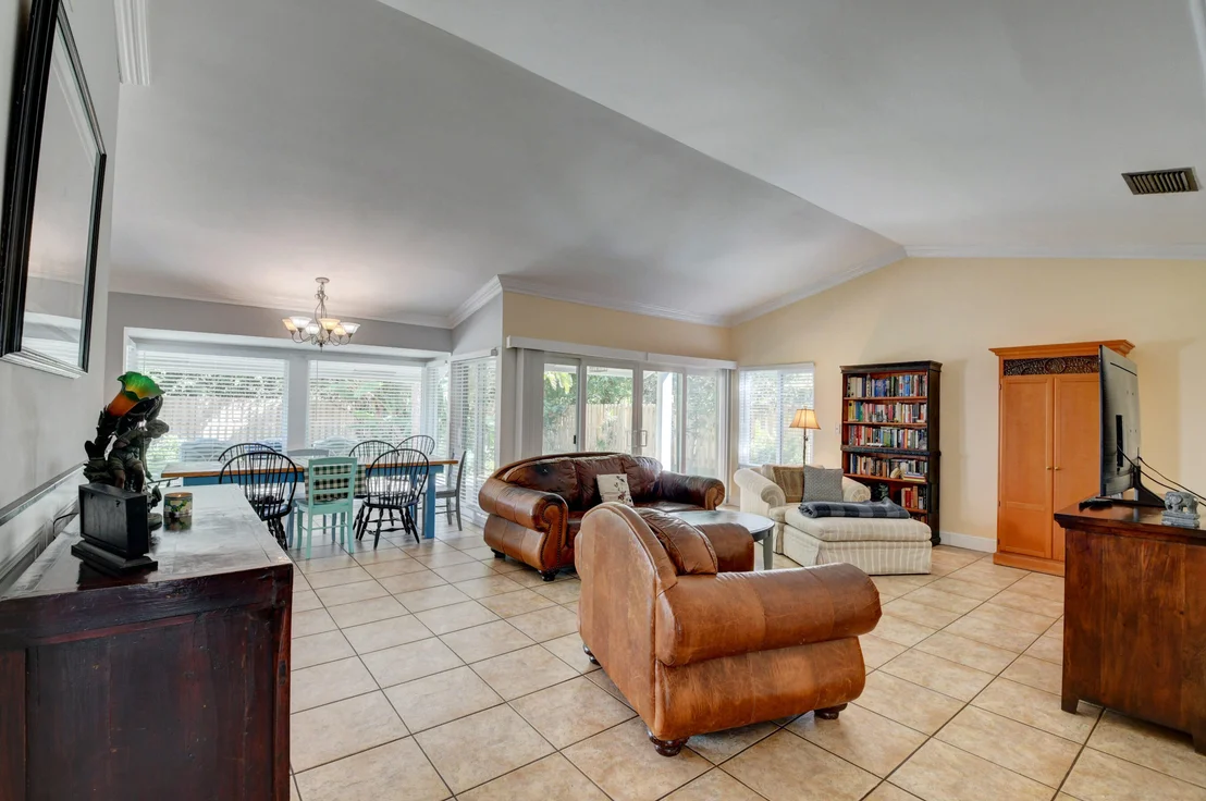 Photo of 2941 NW 24th Way