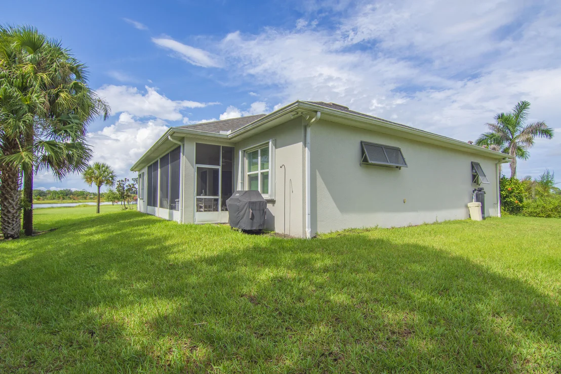 Photo of 5963 SEQUOIA Circle