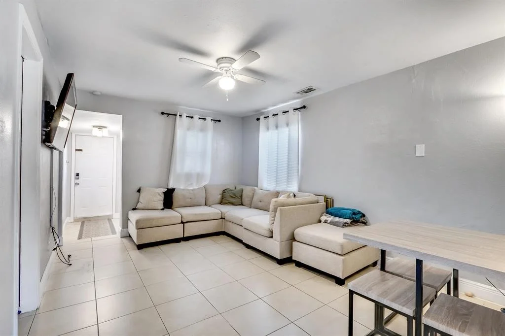 Photo of 1078 Highview Road