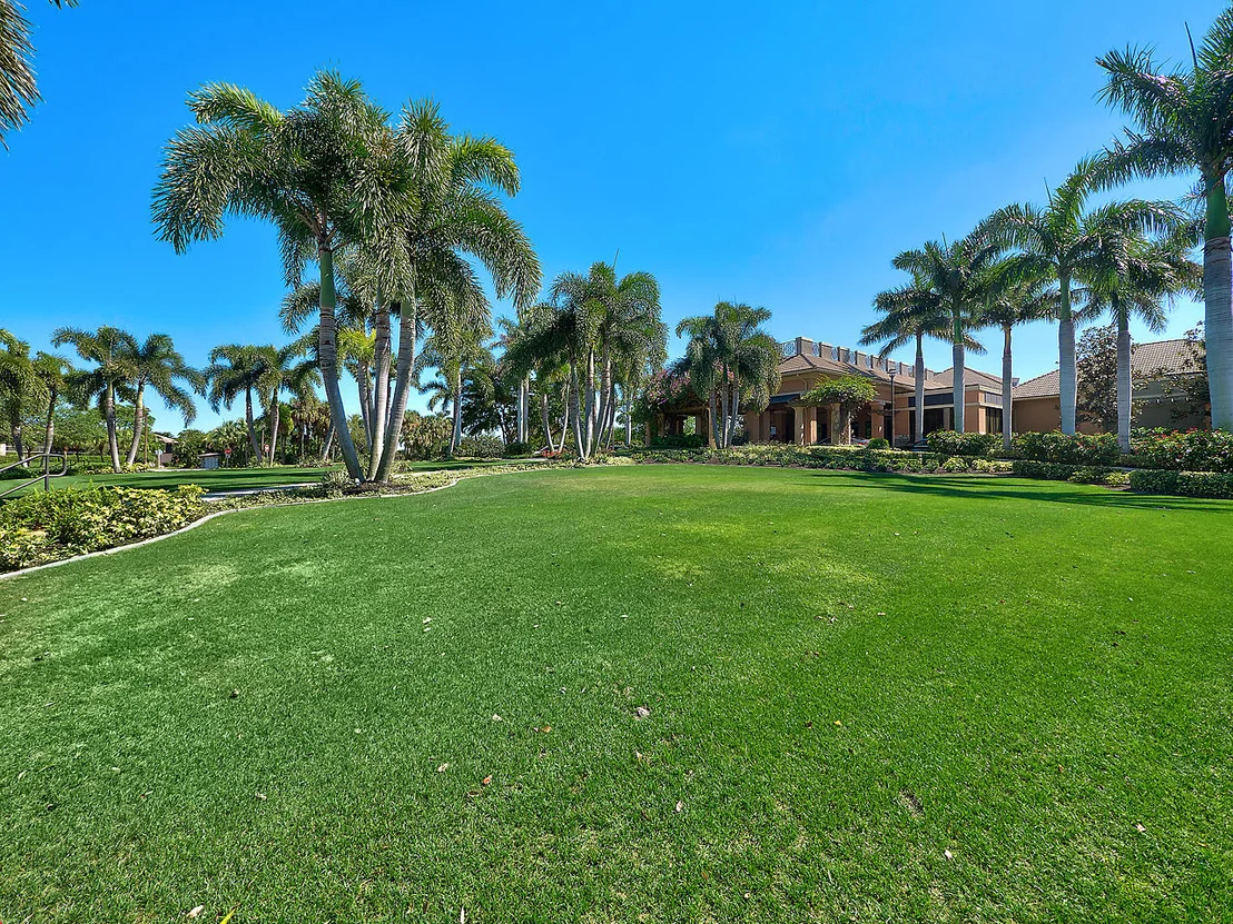 Photo of 5087 Pineview Circle
