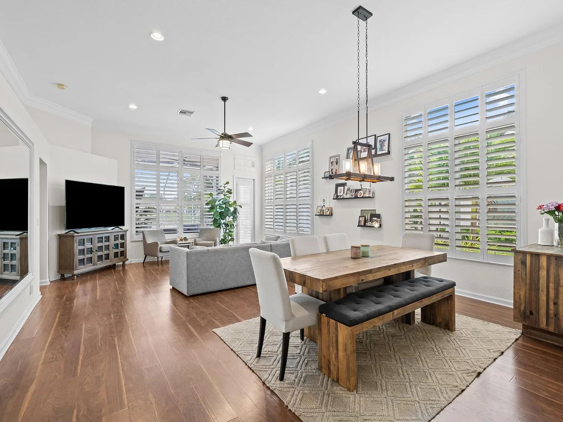Photo of 2548 Bay Pointe Drive