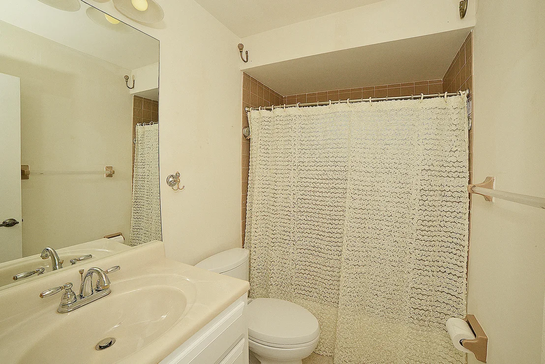 Photo of 17593 Weeping Willow Trail