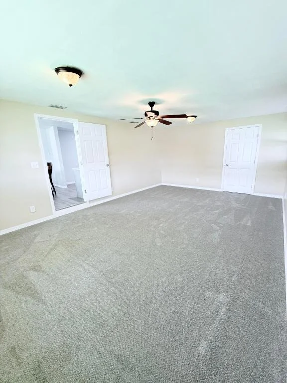 Photo of 1025 Ash Circle