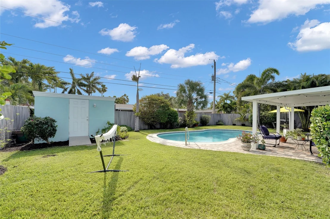 Photo of 17 SE 9th Avenue