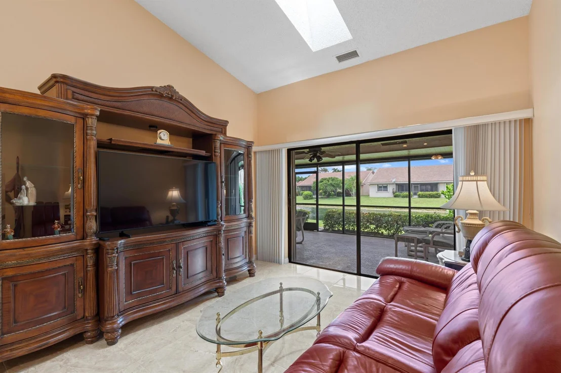 Photo of 8681 Eagle Run Drive