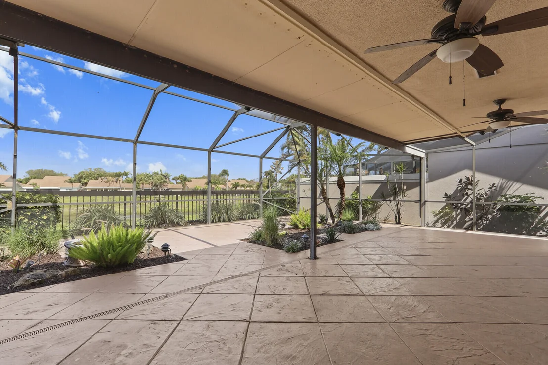 Photo of 232 E River Park Drive