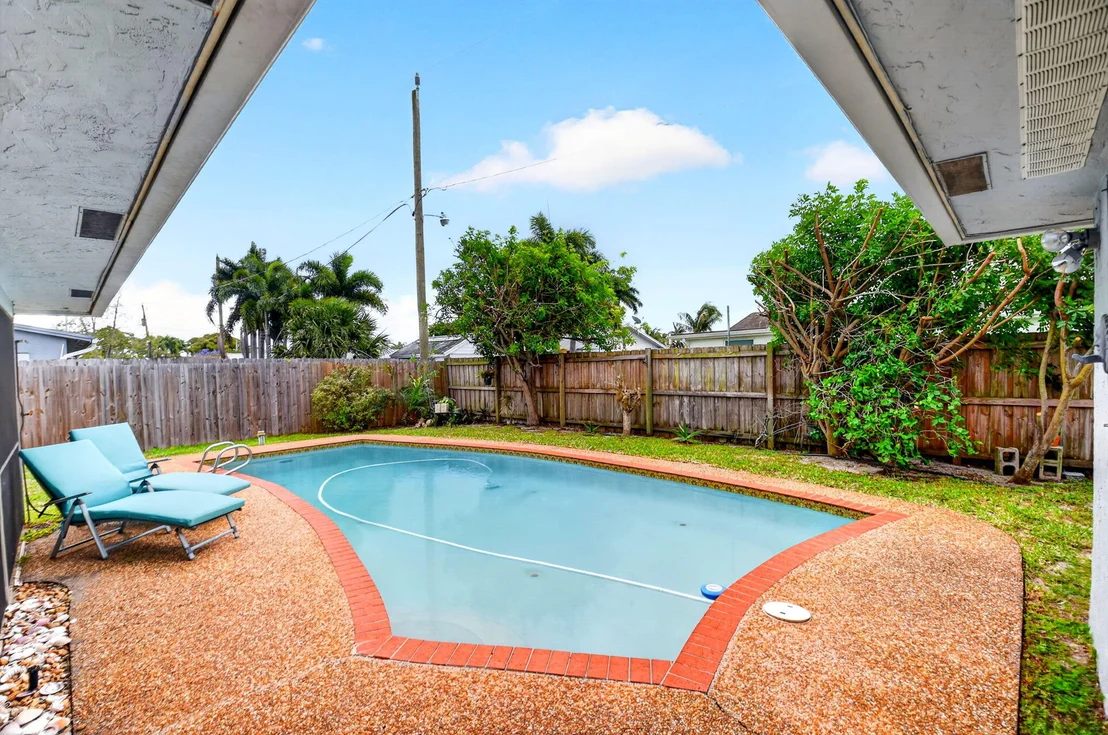Photo of 3120 Seagrape Road
