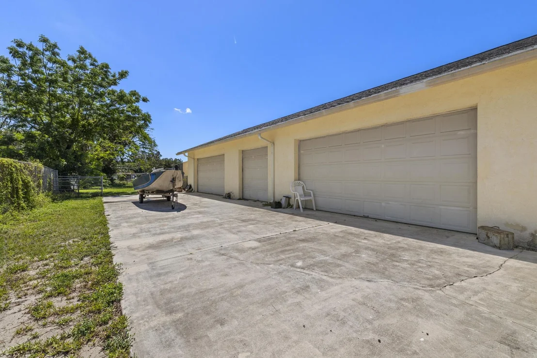 Photo of 4838 Coconut Road