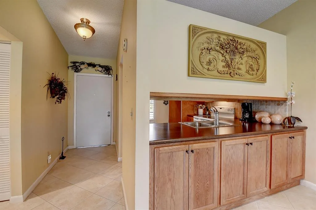 Photo of 15868 Laurel Oak Circle