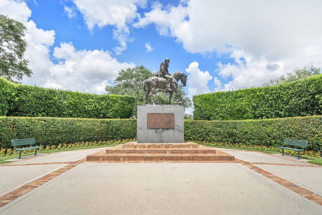Photo of 2784 W Orchard Circle