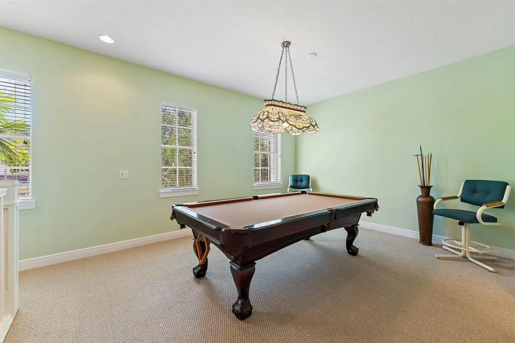 Photo of 231 W Bay Cedar Circle