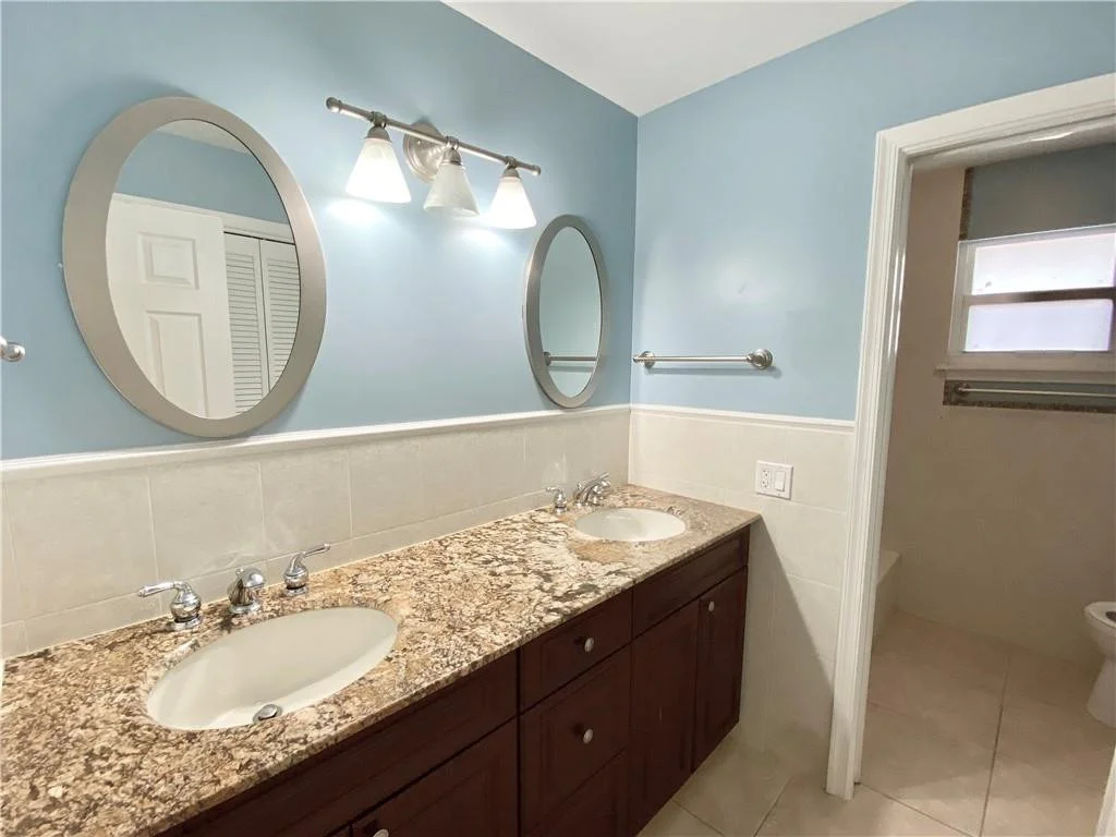 Photo of 2902 NW 24th Way