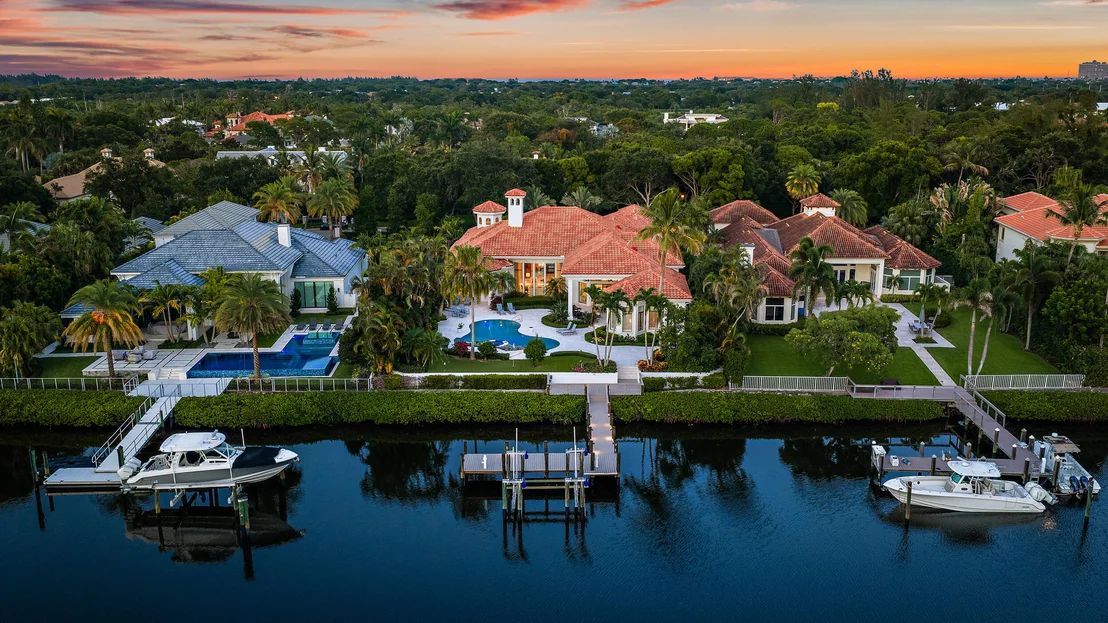 Photo of 466 Mariner Drive