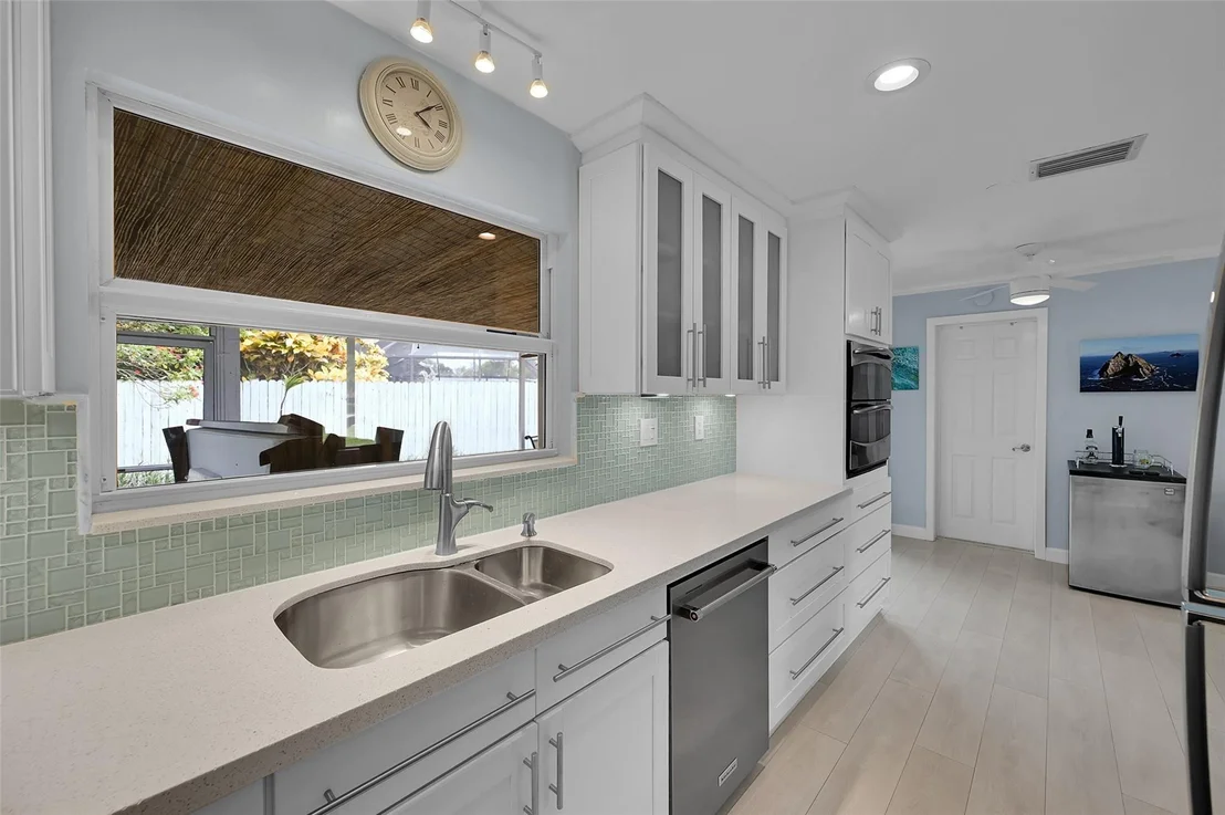 Photo of 2431 E River Drive
