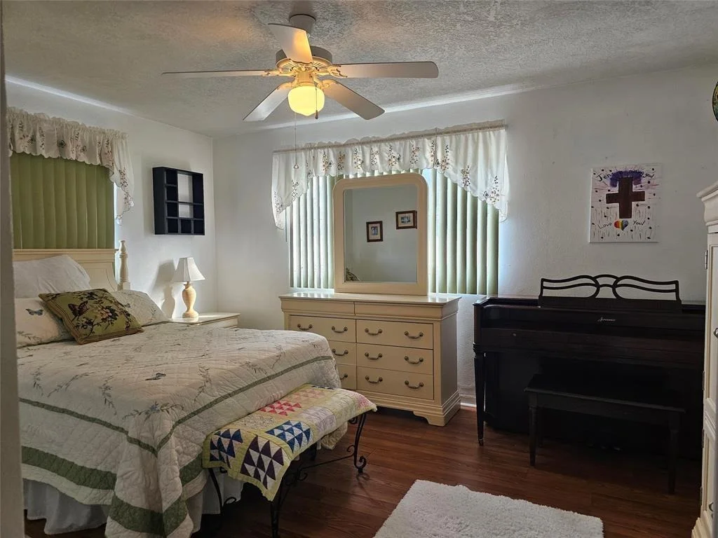 Photo of 2247 Croydon Road