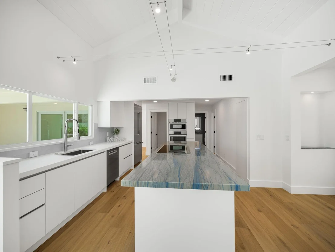 Photo of 105 W Bonefish Circle