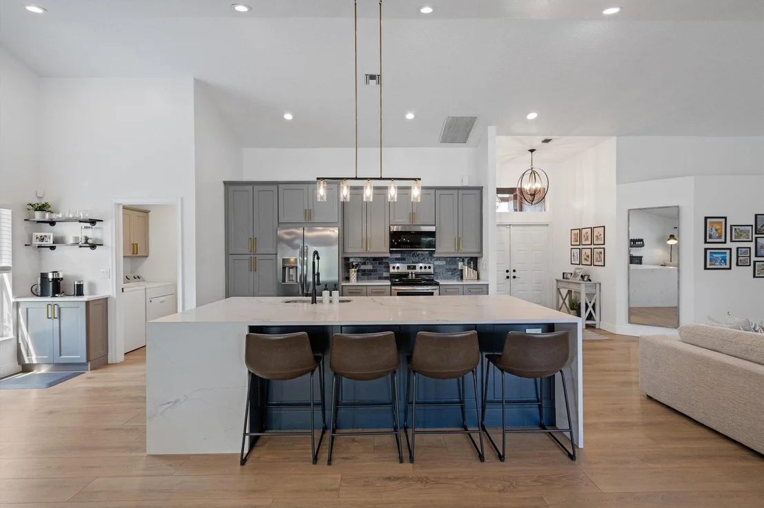 Photo of 6572 Brookhurst Circle