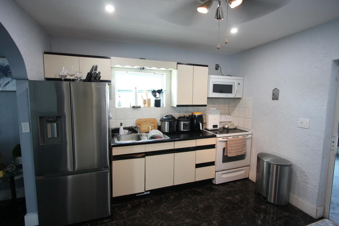 Photo of 1021 Cherry Road