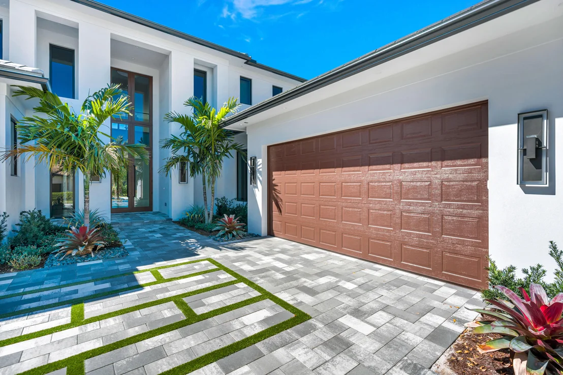 Photo of 112 Regatta Drive
