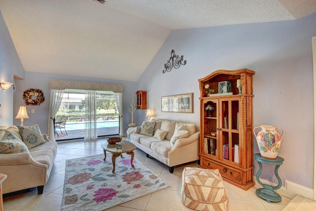 Photo of 21135 Madria Circle