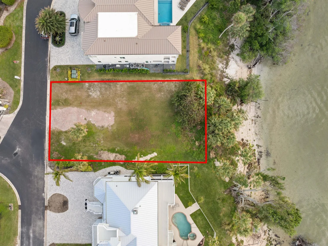 Photo of 7671 Pelican Pointe Drive
