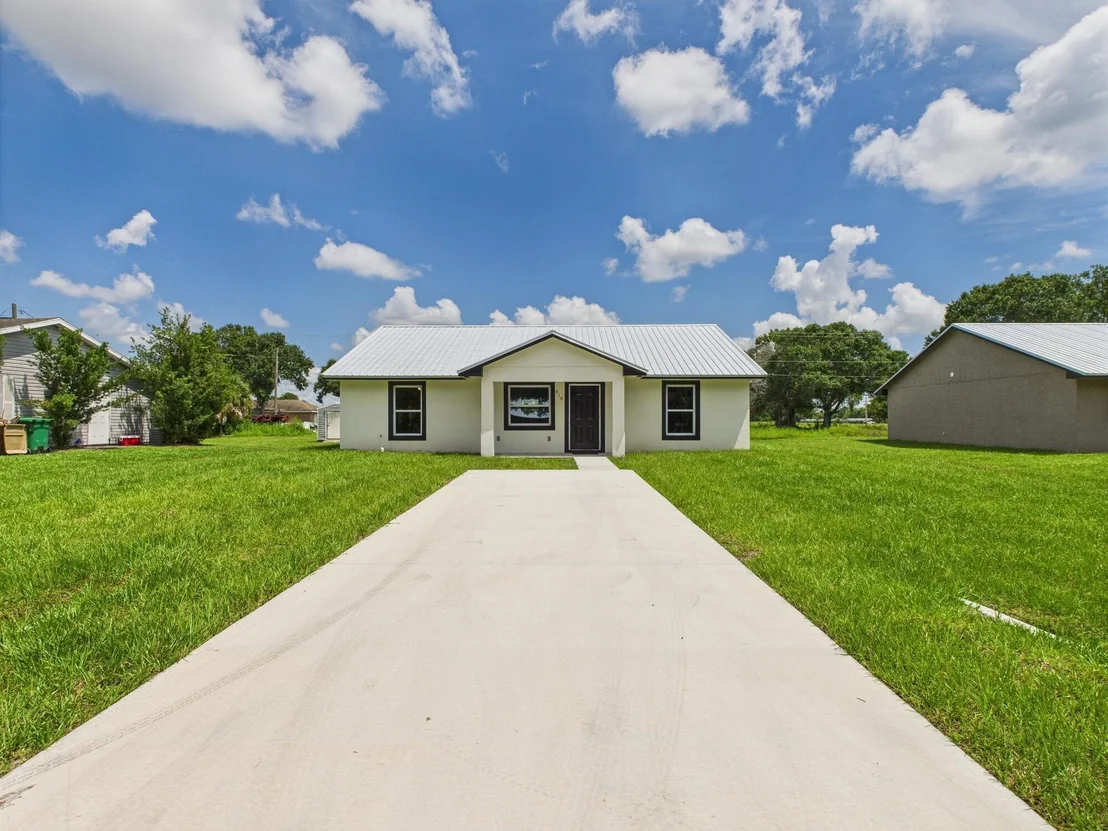 Photo of 910 NW 5th Street
