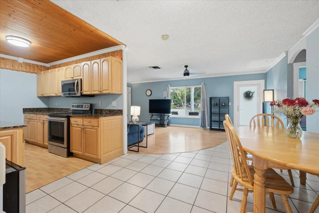 Photo of 330 SE 6th Street