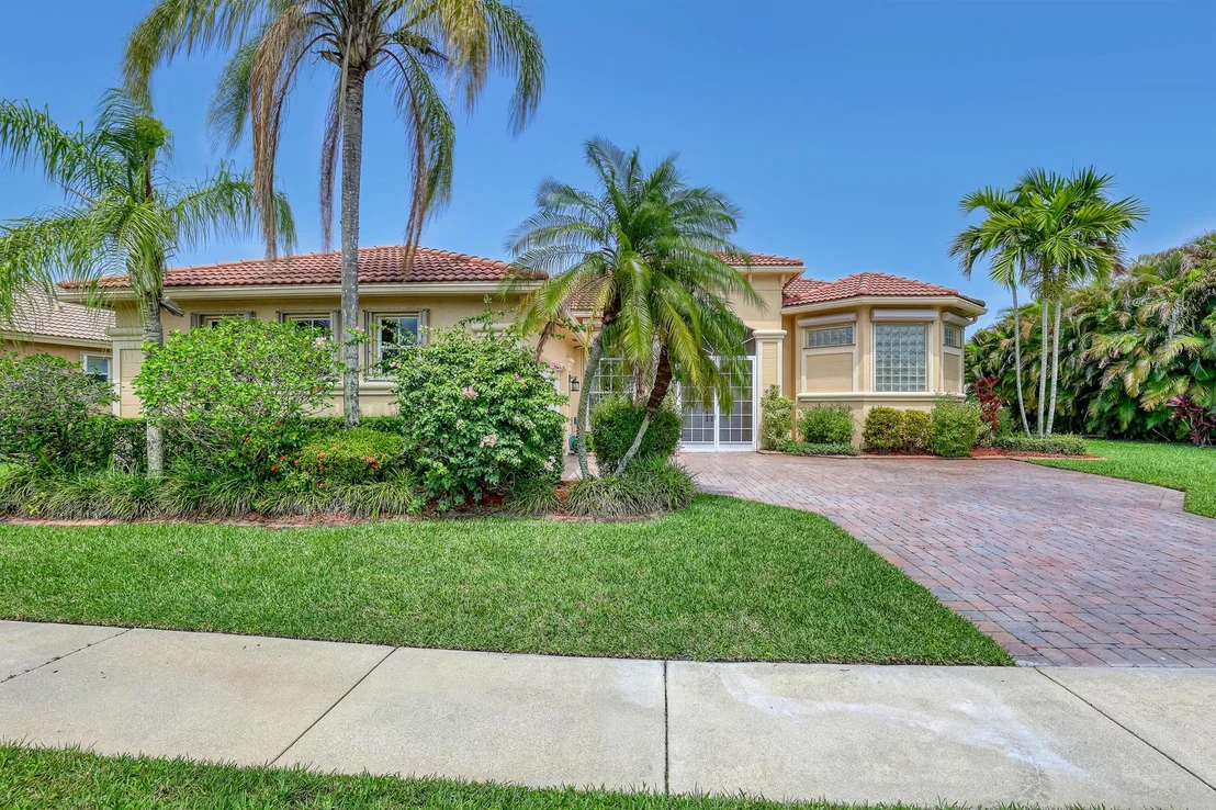 Photo of 9466 Lantern Bay Circle